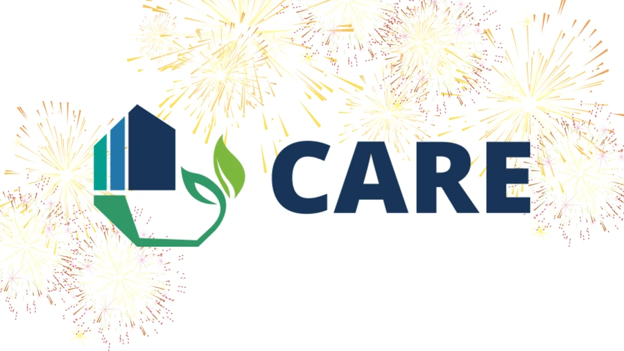 © Care CARE-Logo mit Feuerwerk im Hintergrund